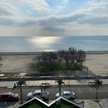 Alezzi Beach Nofomo Seaview Appartement Năvodari